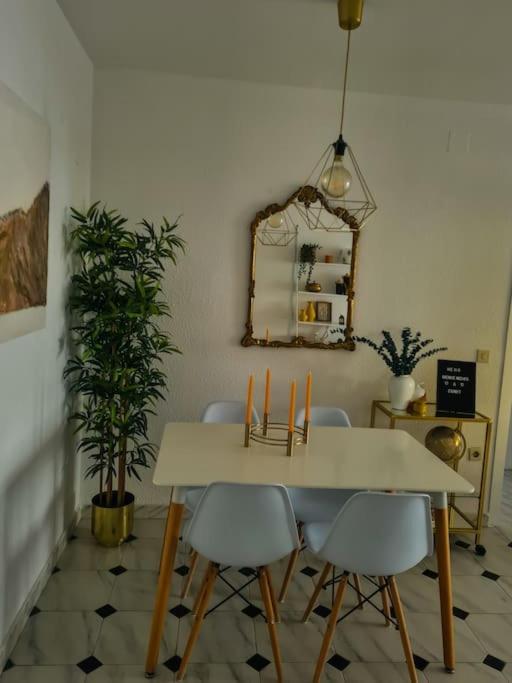 Nice Beachside 2-Bd Apt Near Barcelona Cunit Bagian luar foto